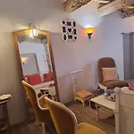 Le De Valiere Piscine,spa Et Climatisation Дом отдыха Sainte-Valiere