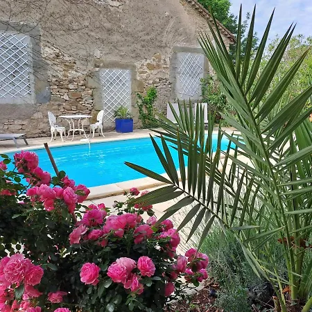Holiday home Le De Valiere Piscine,spa Et Climatisation *