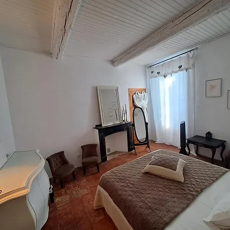 Holiday home Le De Valiere Piscine,spa Et Climatisation