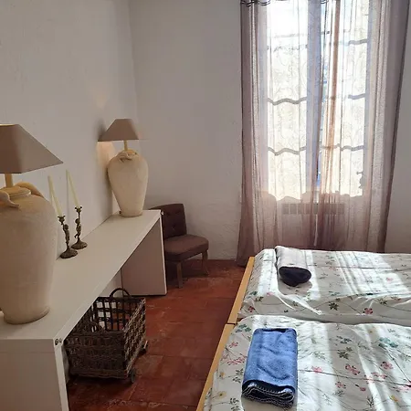 Casa de Férias Le De Valiere Piscine,spa Et Climatisation *