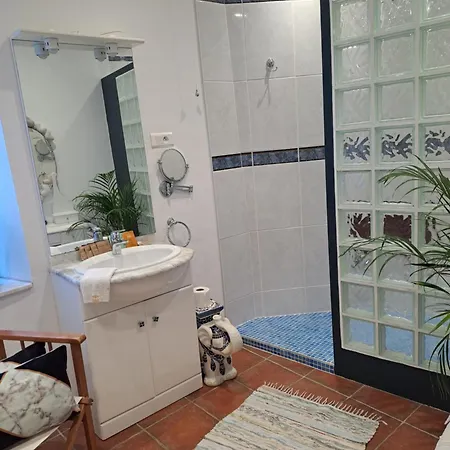 Le De Valière Piscine Et *