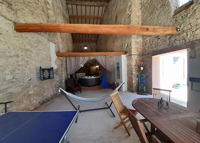 Le De Valiere Piscine,spa Et Climatisation 펜션 *